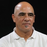  Eduardo Castellano